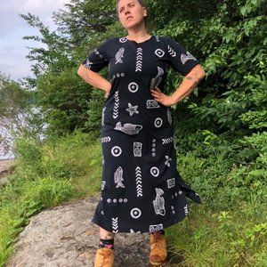 Sz Large Vintage Black